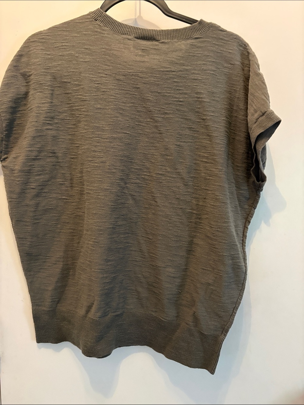 LOFT Short Sleeve Knit Top in Olive Size L - Picture 3 of 3